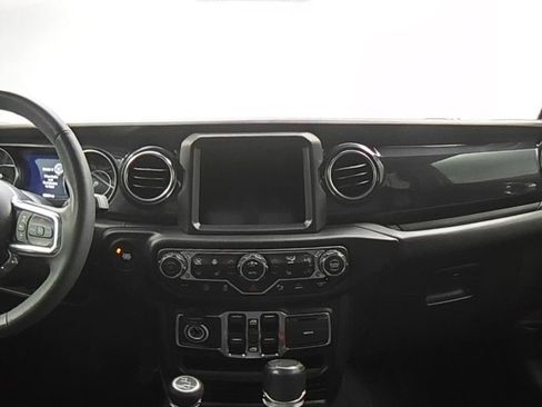 Used 2023 Jeep Wrangler Unlimited Sahara AWD/4WD image 18