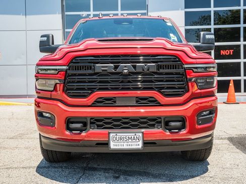 New 2026 RAM 2500 Laramie AWD/4WD image 2
