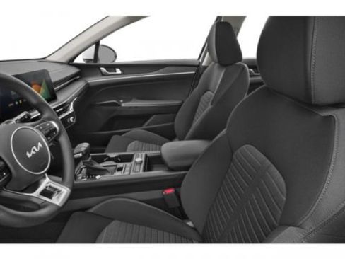 Certified 2025 Kia K5 LXS FWD image 11