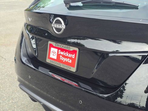 Used 2024 Nissan Leaf S FWD image 13