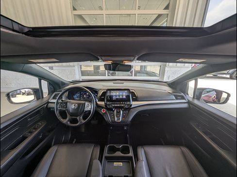Used 2024 Honda Odyssey Sport image 26