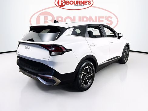 Used 2023 Kia Sportage LX AWD/4WD image 10