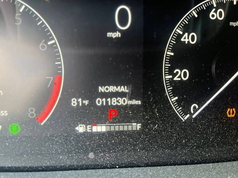 Used 2025 Honda Odyssey Touring image 5