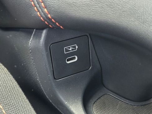 Certified 2024 Honda HR-V Sport image 32