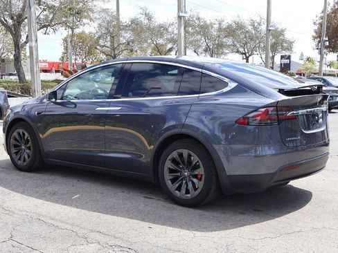 Used 2017 Tesla Model X P100D image 9