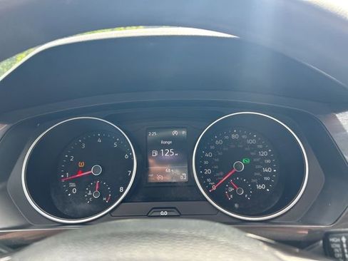 Used 2018 Volkswagen Tiguan S FWD image 25