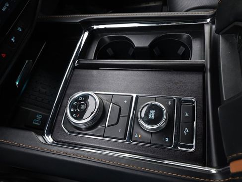 Used 2022 Ford Expedition Max Platinum image 32