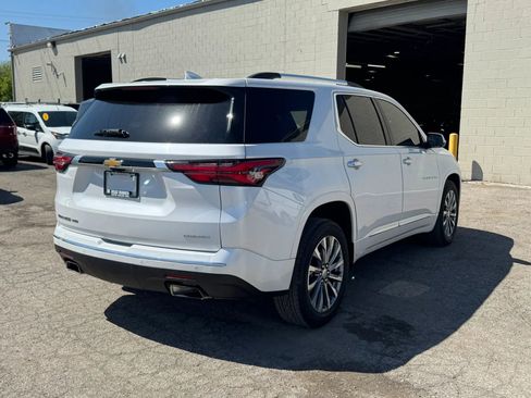 Used 2023 Chevrolet Traverse Premier AWD/4WD image 5