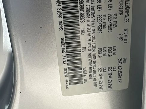 Used 2008 Dodge Nitro SXT image 38