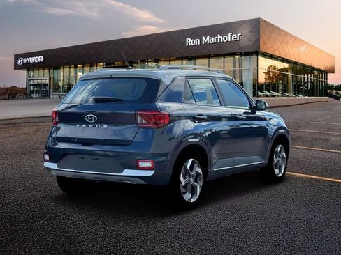 New 2026 Hyundai Venue SEL image 7
