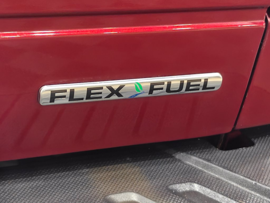 Used 2015 Ford F250 XLT w/ XLT Interior Package AWD/4WD image 34