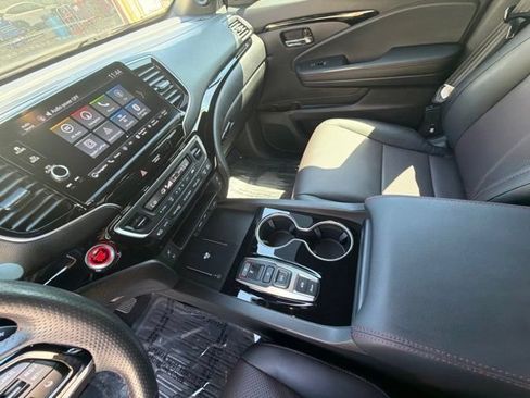 Used 2025 Honda Ridgeline Black Edition image 27