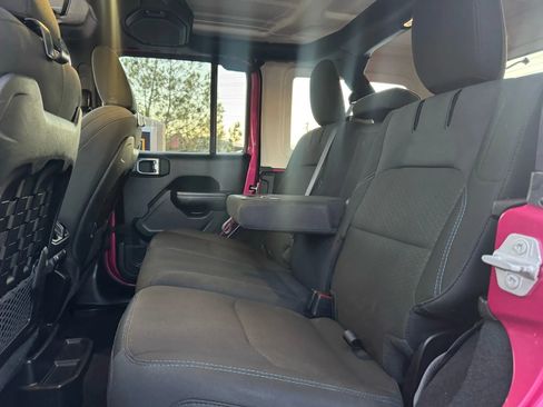 Used 2022 Jeep Wrangler Unlimited Rubicon 4xe w/ Safety Group image 26