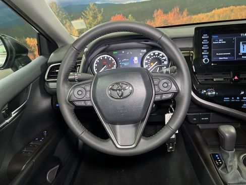 Used 2024 Toyota Camry SE AWD/4WD image 57