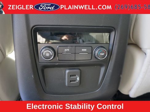 Used 2023 Buick Enclave Essence w/ Experience Buick Package AWD/4WD image 14