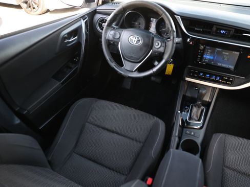 Used 2017 Toyota Corolla iM image 25