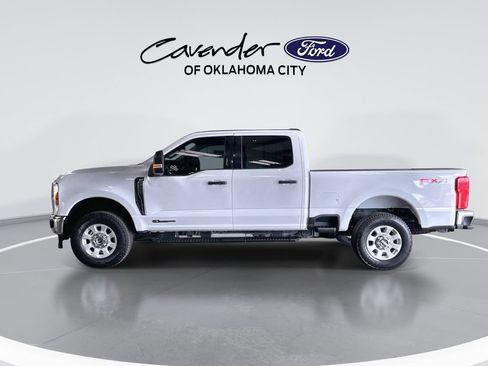 Used 2024 Ford F250 XLT w/ FX4 Off-Road Package AWD/4WD image 5