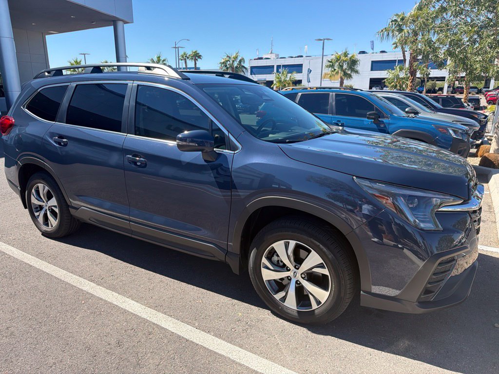 Certified 2023 Subaru Ascent Premium w/ Convenience Package AWD/4WD image 5