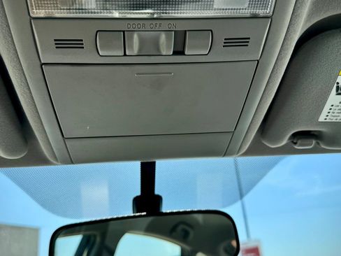 Used 2007 Toyota Prius FWD image 27