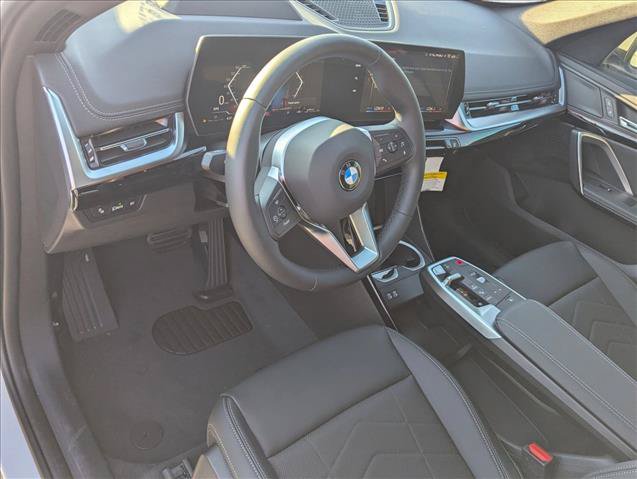 Used 2026 BMW X1 xDrive28i w/ Technology Package AWD/4WD image 3