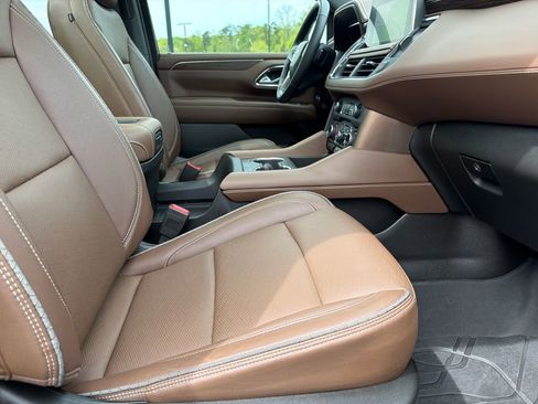 Used 2024 Chevrolet Tahoe High Country image 56