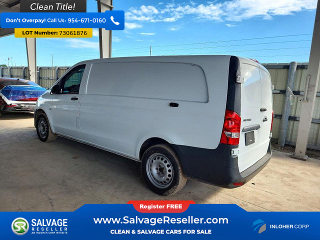 Used 2022 Mercedes-Benz Metris image 3