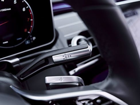 Used 2023 Mercedes-Benz Maybach S 580 4MATIC image 83