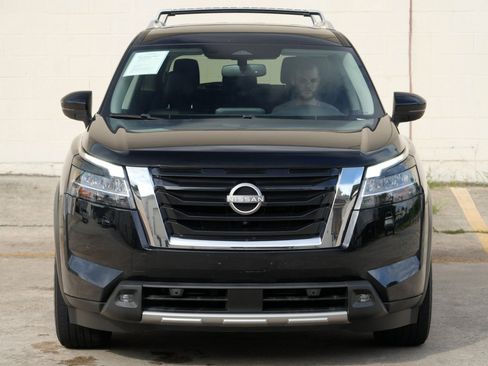 Used 2022 Nissan Pathfinder SL FWD image 45