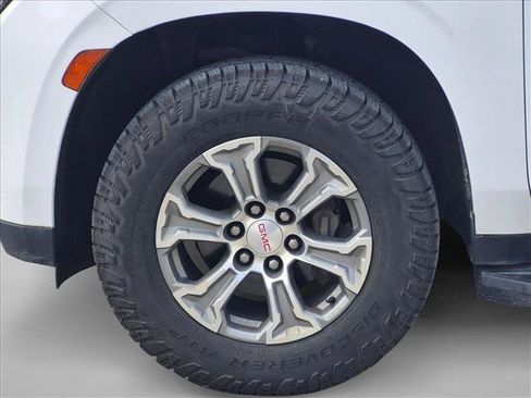 Used 2021 GMC Yukon XL SLE w/ Gmc Pro Safety Plus Package AWD/4WD image 14