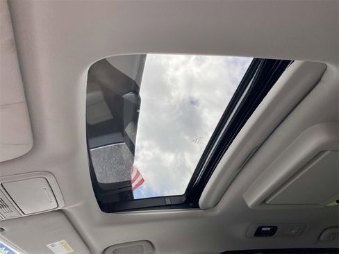 Certified 2025 Honda Odyssey Elite image 17