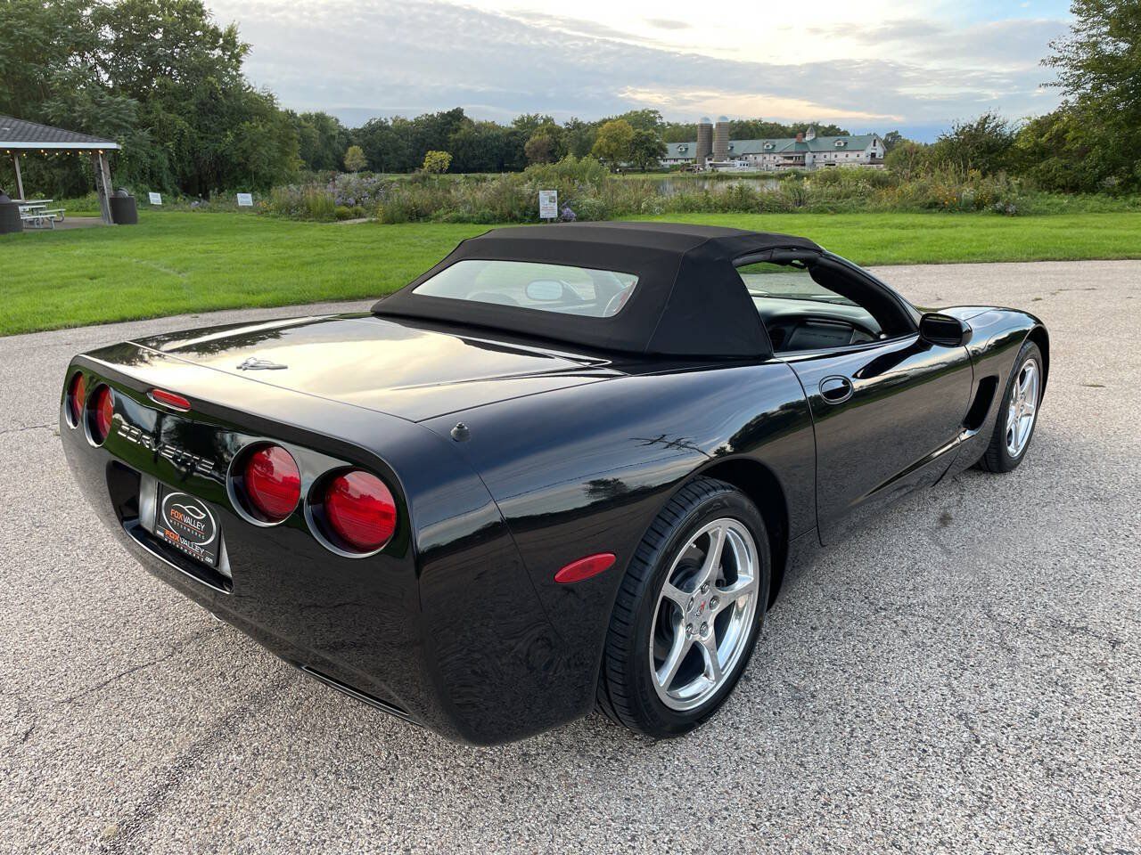 Used 2003 Chevrolet Corvette Convertible w/ Preferred Equipment Group1 RWD image 19