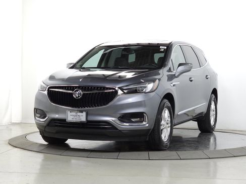 Used 2019 Buick Enclave Essence image 3