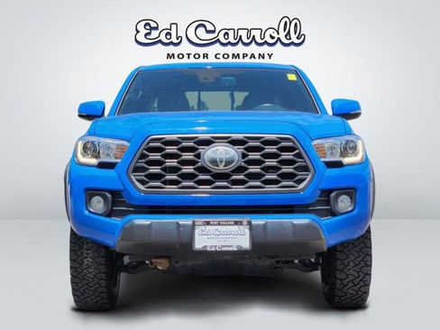 Used 2020 Toyota Tacoma TRD Off-Road w/ TRD Premium Off Road Package AWD/4WD image 2