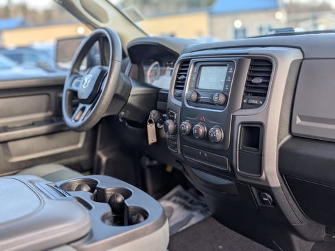 Used 2019 RAM 1500 Express w/ Express Value Package image 41