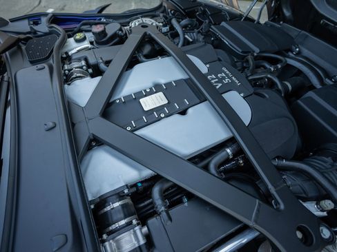 Used 2023 Aston Martin DBS Base image 36