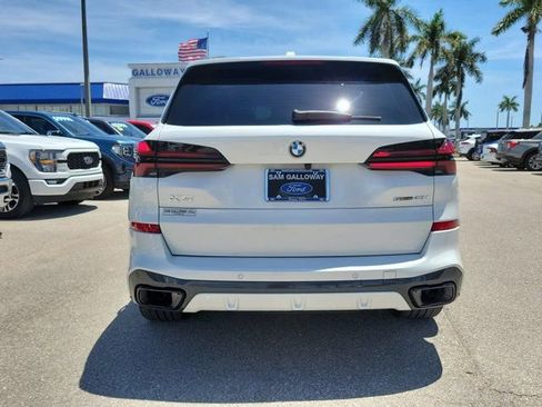 Used 2025 BMW X5 sDrive40i w/ Executive Package RWD image 5