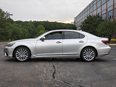 Used 2013 Lexus LS 460 image 6