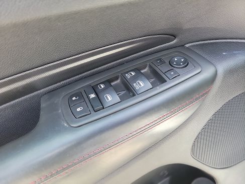 Used 2022 Dodge Durango R/T RWD image 12