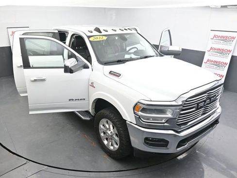 Used 2022 RAM 3500 Laramie image 32