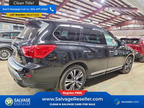 Used 2018 Nissan Pathfinder Platinum image 4