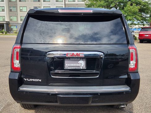 Used 2015 GMC Yukon Denali AWD/4WD image 9