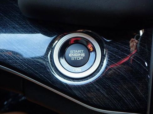 Used 2022 Jeep Grand Cherokee Trailhawk w/ Advanced Protech Group II image 23