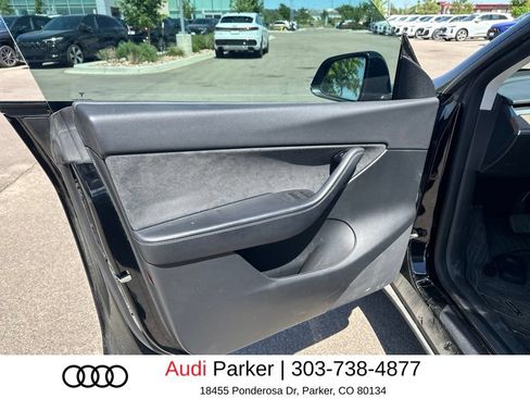 Used 2022 Tesla Model Y Long Range AWD/4WD image 8