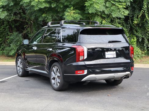 Used 2022 Hyundai Palisade Limited FWD image 7