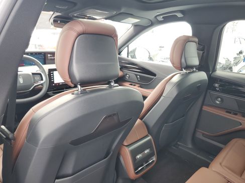 New 2026 Lincoln Nautilus Reserve w/ Jet Appearance Package image 29