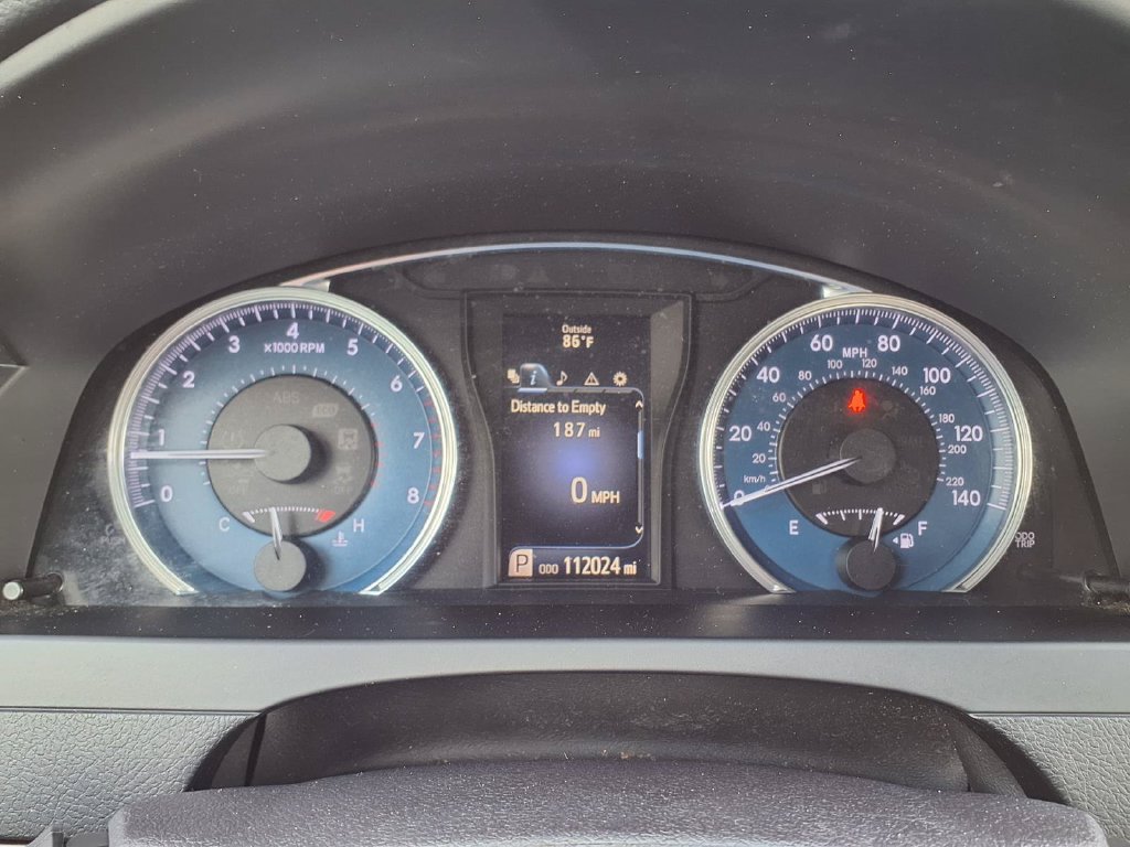 Used 2016 Toyota Camry XLE FWD image 32