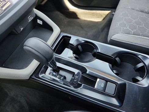 Certified 2026 Subaru Forester AWD/4WD image 25