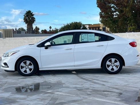 Used 2017 Chevrolet Cruze LS image 6