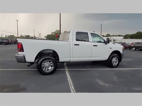 New 2026 RAM 2500 Tradesman w/ Chrome Appearance Group image 33
