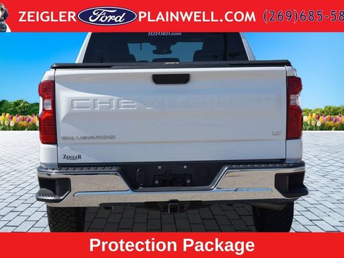 Used 2023 Chevrolet Silverado 1500 LT w/ Protection Package AWD/4WD image 4